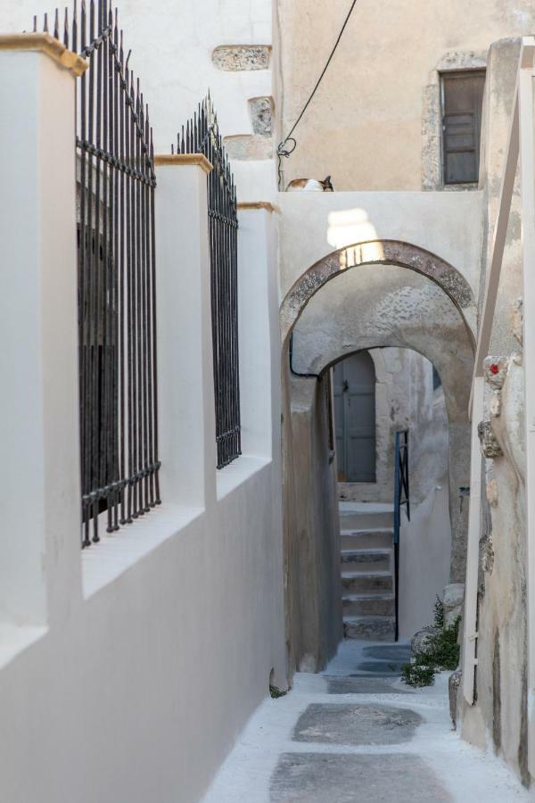 Nalas Suites Emporio  Exteriér fotografie
